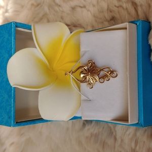 Maui Divers Jewelry Living Heirloom octopus pendant in yellow gold 25mm.